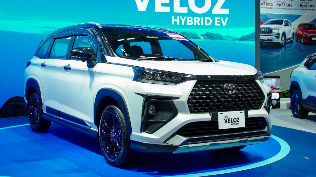 Perbedaan Utama 4 Varian Toyota New Veloz Hybrid dan Estimasi Harganya