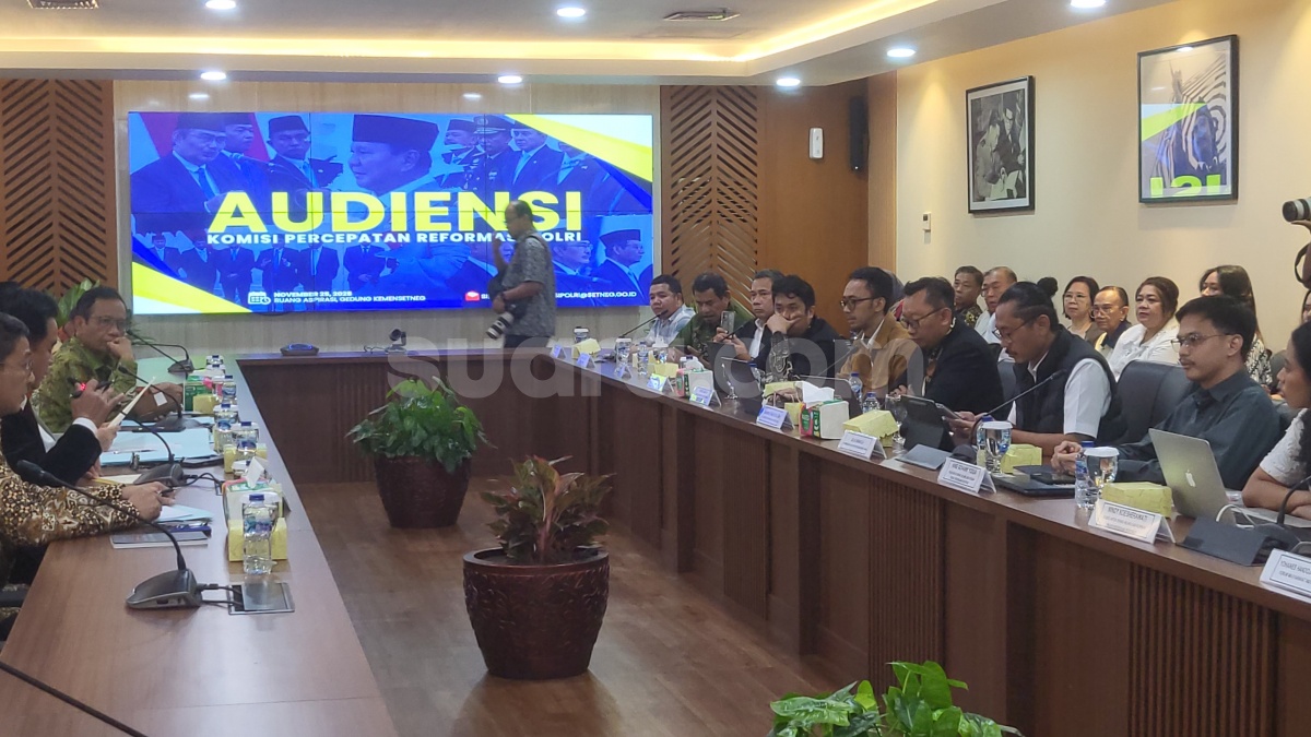 Polisi Jadi 'Beking' Korporasi Perusak Lingkungan, Masyarakat Sipil Desak Reformasi Mendesak