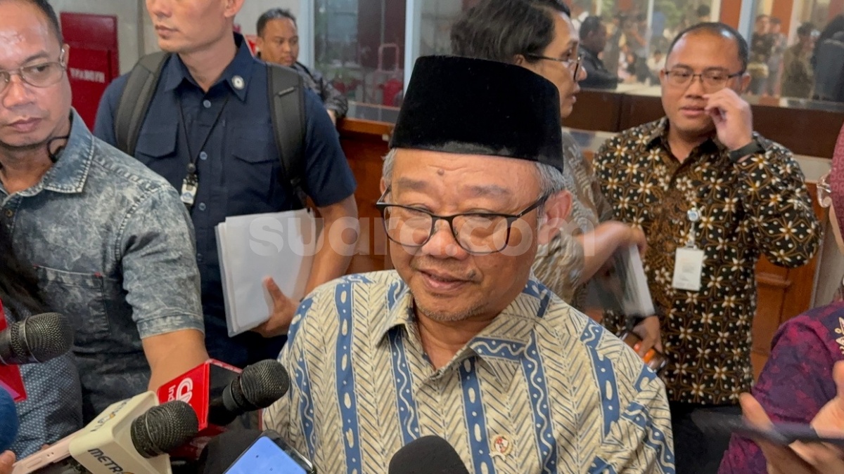 Pendidikan Tak Boleh Terhenti! Kemendikdasmen Terbitkan SE Pasca-Bencana