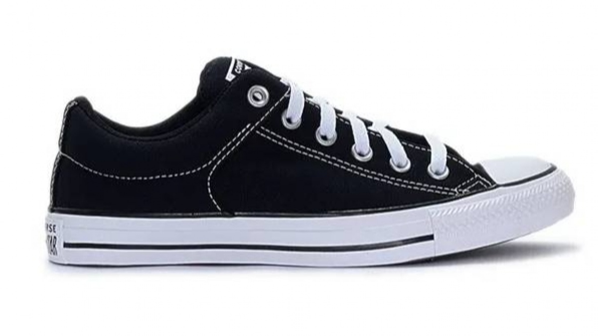 7 Sepatu Converse yang Lagi Diskon Besar di Sport Station, Ada yang Turun Harga hingga 50%