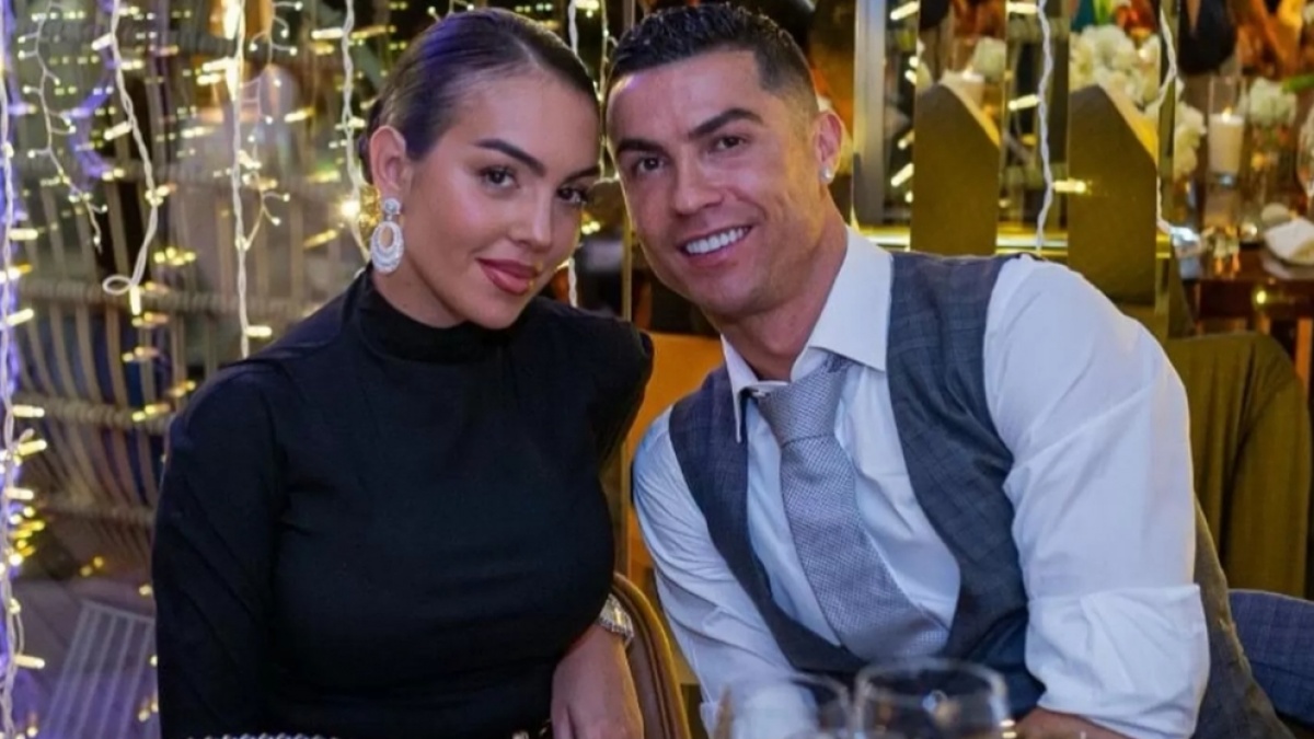 Resmi Jadi Pemilik Klub Almeria, Berapa Total Kekayaan Cristiano Ronaldo?