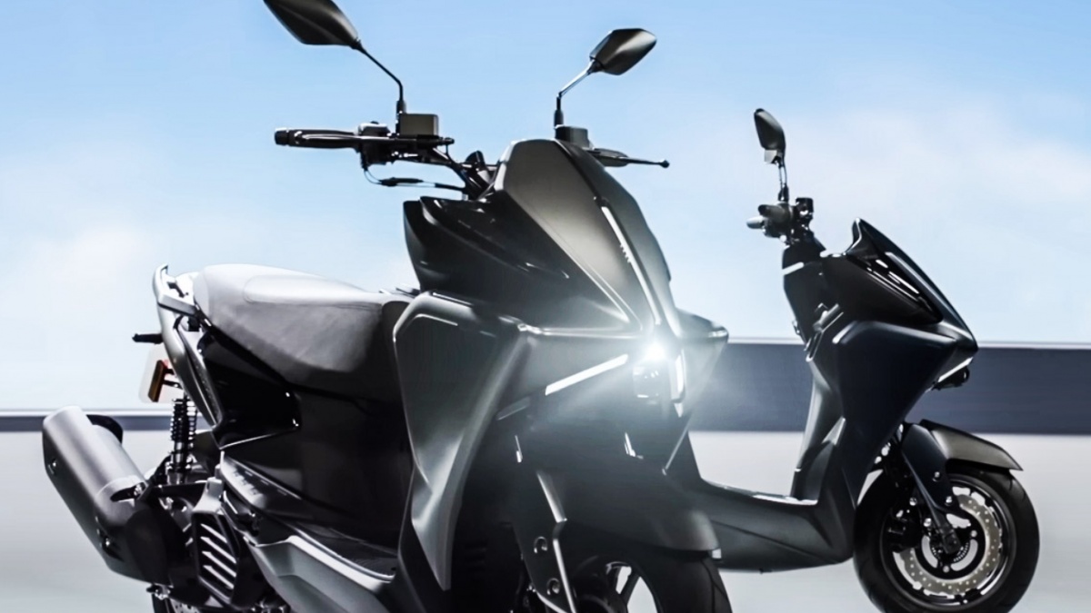 Skutik 'Alien' Yamaha Resmi Meluncur, Tampang Aneh tapi Fitur Lampunya Bikin Minder