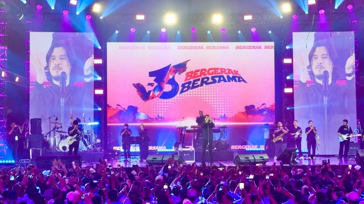 Konser Dewa 19 dan Rekor MURI Berangkatkan Umrah 1.171 Karyawan Jadi Highlight di GBK