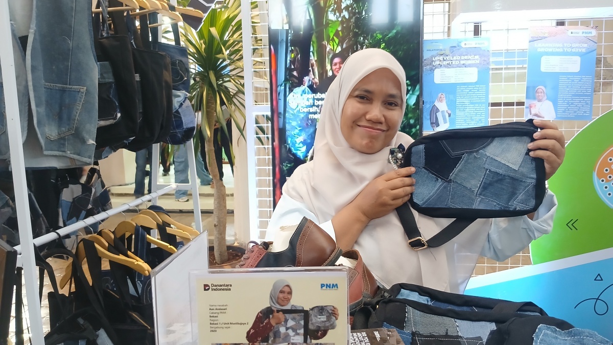 Berkat PNM, Aan Andasari Sukses Kembangkan Sampah Jadi Peluang Usaha