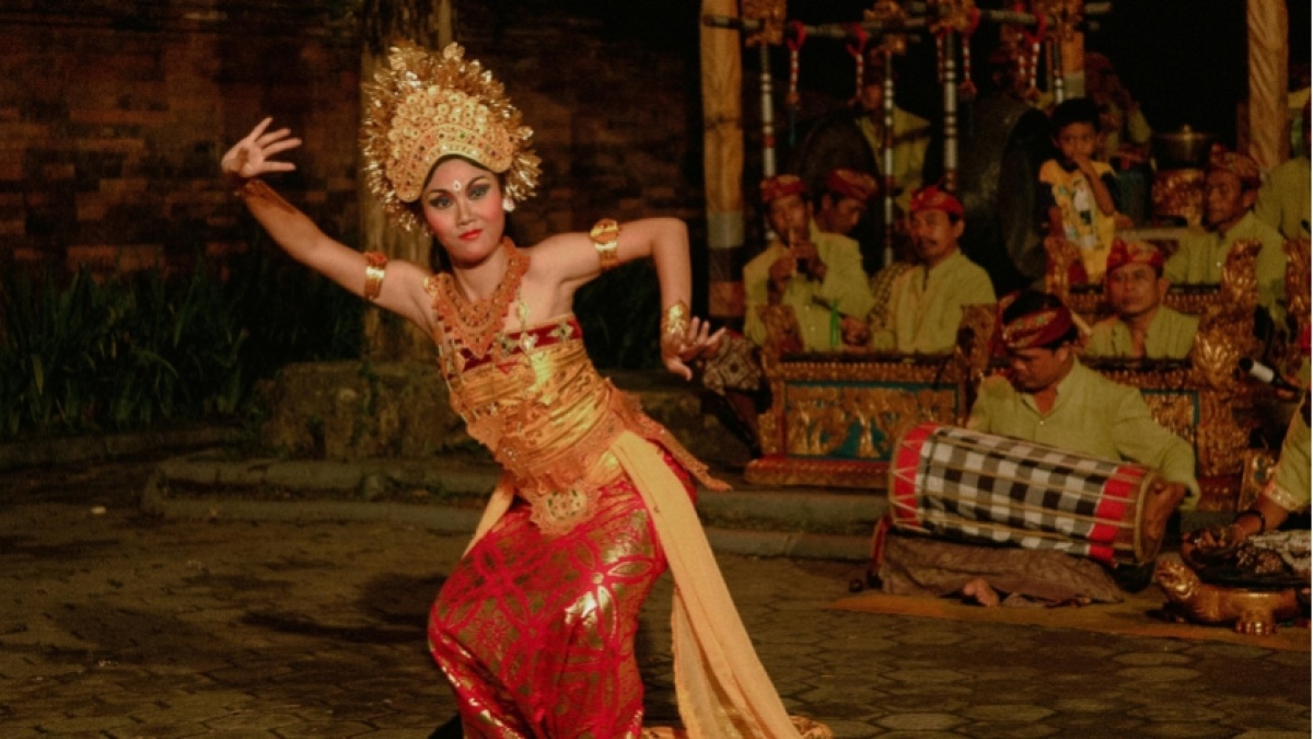 4 Tarian Tradisional Indonesia yang Memukau Dunia