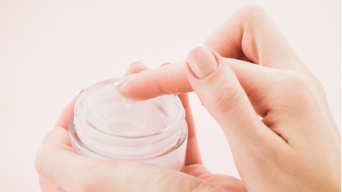7 Krim Retinol yang Bagus untuk Flek Hitam, Mulai Rp40 Ribuan