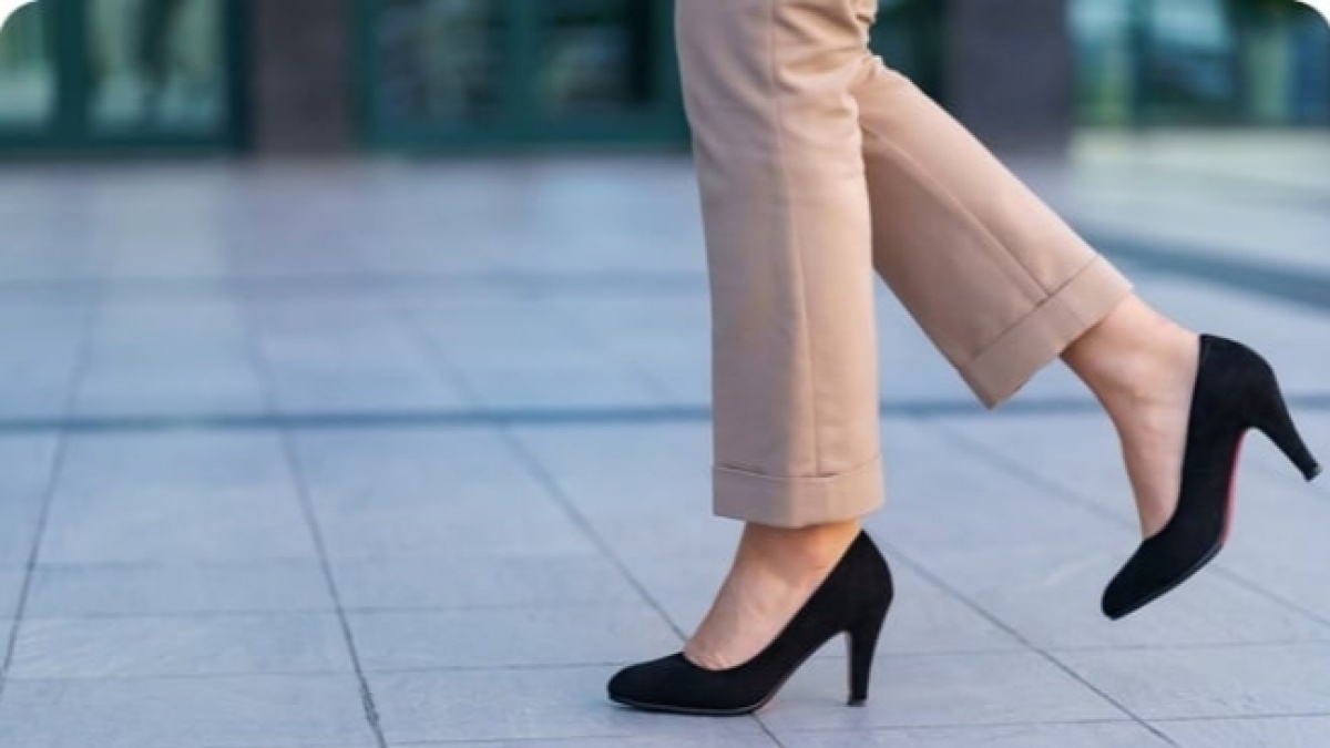 5 Rekomendasi Sepatu Pantofel Wanita Kalem, Stylish, tapi Profesional: Harga Terjangkau!