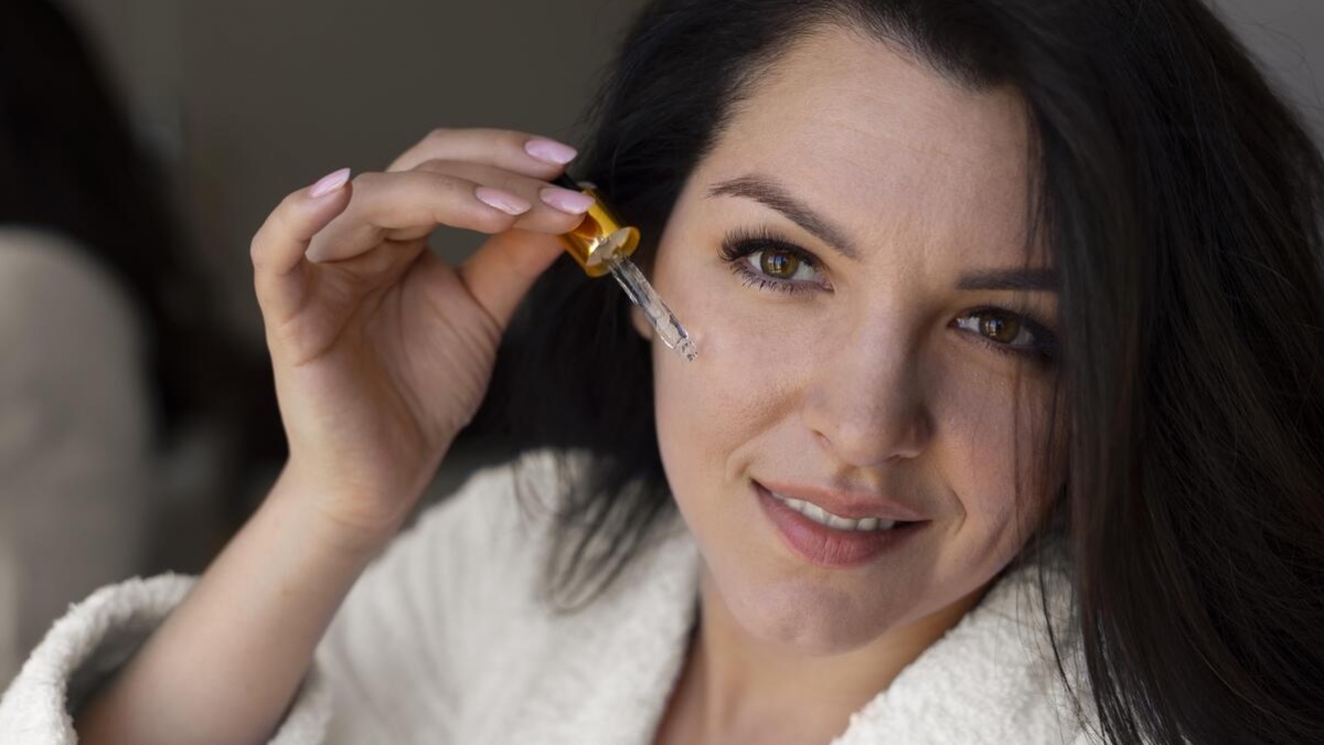 Pakai Retinol Malah Iritasi? Coba 5 Alternatif Kandungan yang Ramah Kulit Sensitif