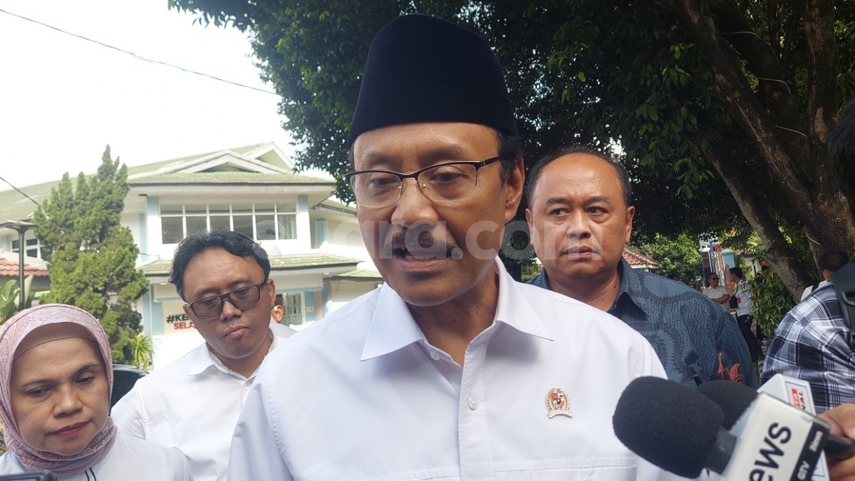 Mensos Akui Masih Ada Daerah Terisolasi di Sumatra, Tapi Pasokan Logistik Mulai Teratasi
