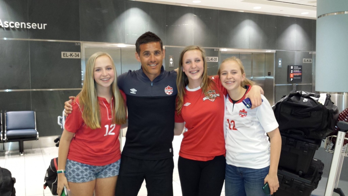 Siapa Clare Herdman? Sosok Istri yang Setia Mendampingi Karier John Herdman