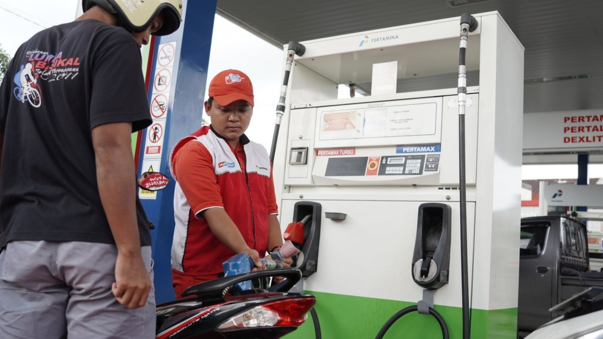 Pekerja SPBU Terpapar Uap Berbahaya Tapi Upah Masih di Bawah UMP