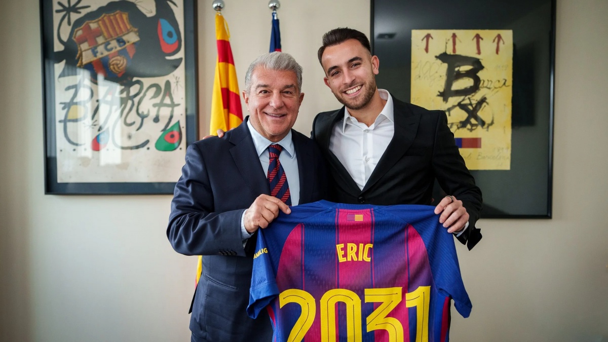 Perpanjangan Kontrak, Eric Garcia Tegaskan Ingin Pensiun di Barcelona