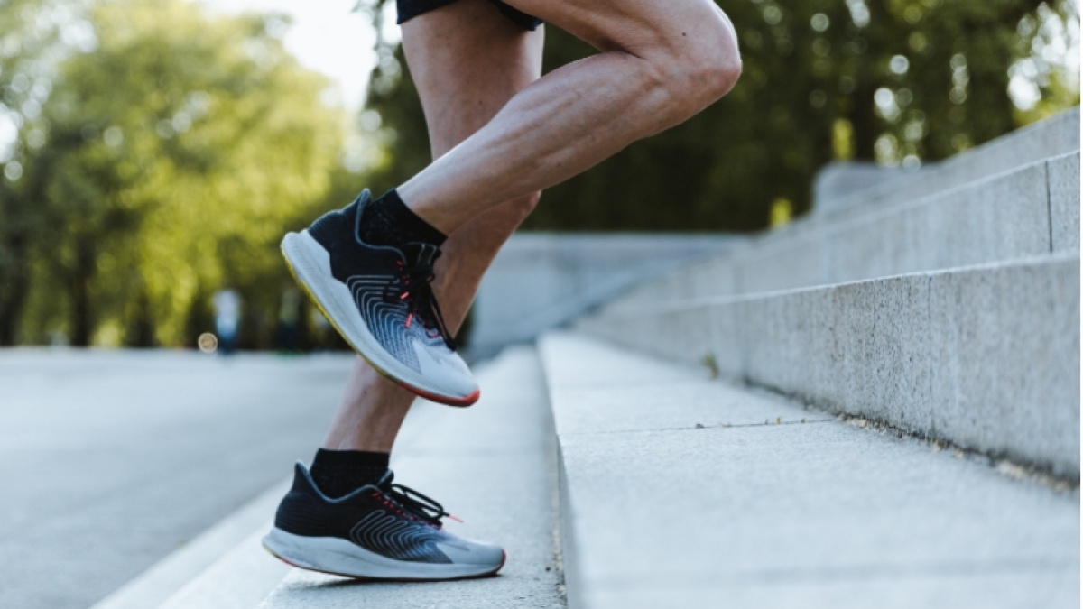 7 Sepatu Running Lokal Senyaman Adidas Ori, Cuma Rp300 Ribuan Kualitas Boleh Diadu