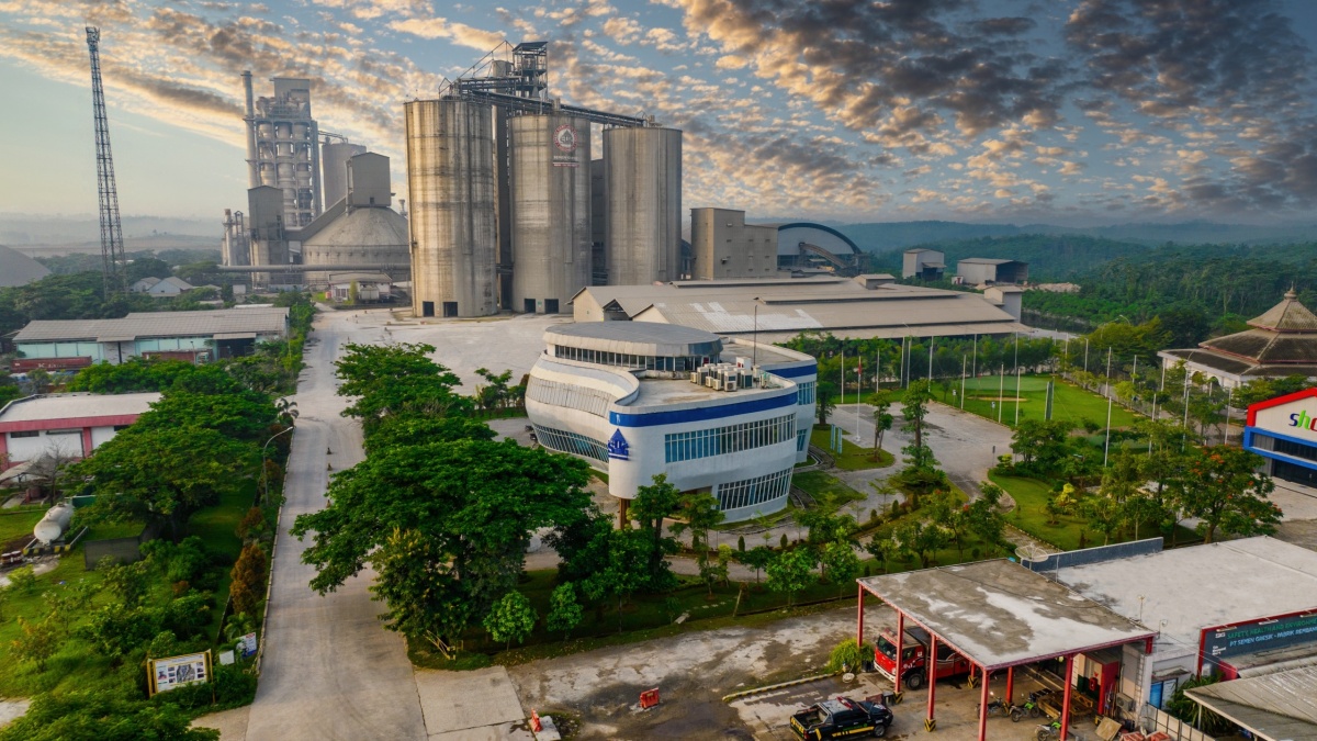SIG dan Taiheiyo Cement Bidik Pasar Konstruksi Baru Lewat Soil Stabilization