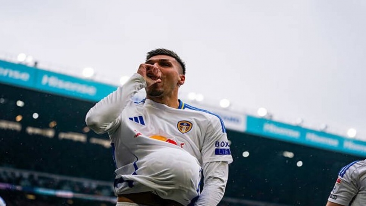 Puasa Bukan Halangan, Striker Keturunan Jawa Tampil Gemilang Bawa Leeds ke Perempat Final Piala FA