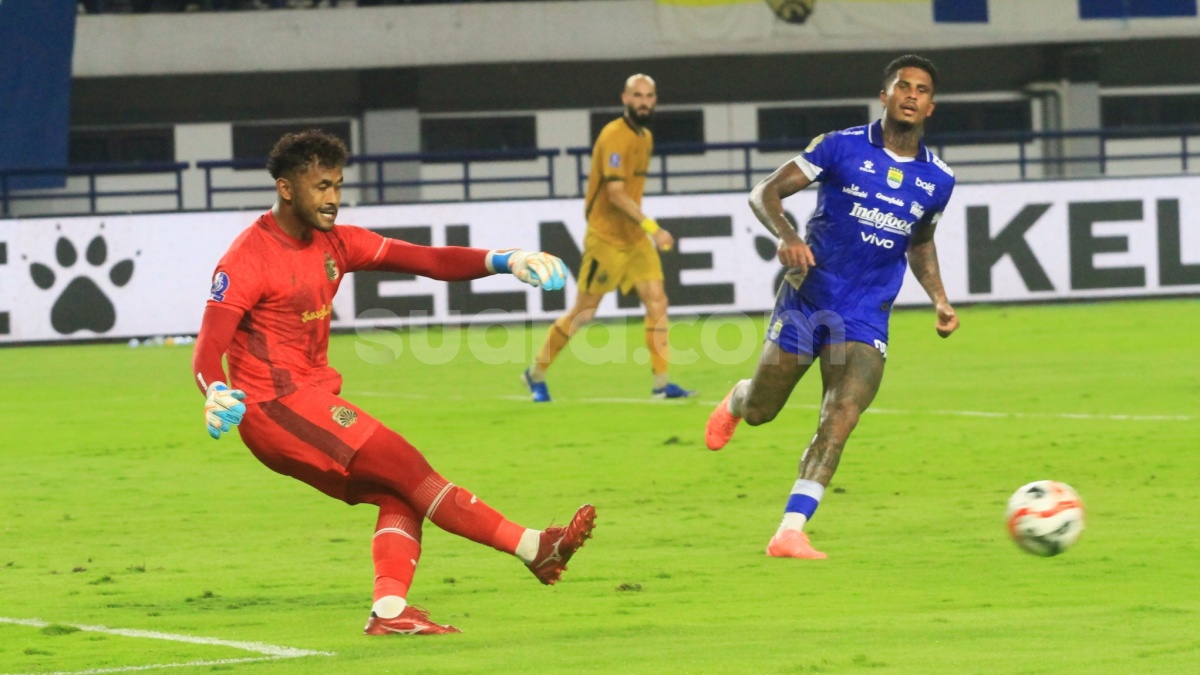 Empat Kiper Persija Jakarta Digembleng Keras STY Saat TC Thailand, Aqil Savik Tetap Enjoy