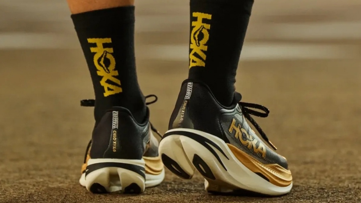5 Sepatu Lari Hoka dengan Bantalan Super Empuk untuk Daily Run hingga Long Run