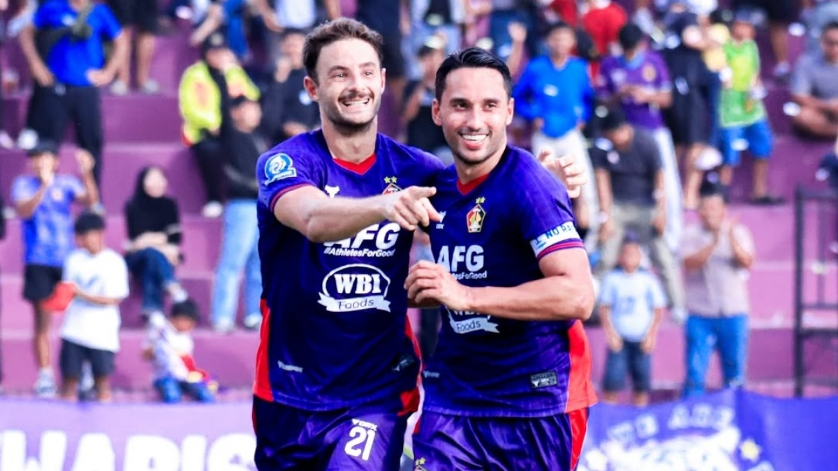 Di Tengah Isu ke Persija Jakarta, Ezra Walian: Saya Senang dan Bangga...