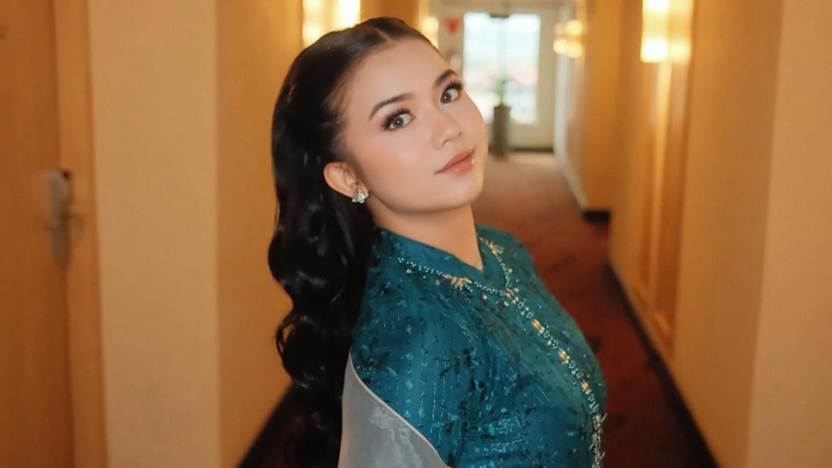 5 Potret Diva Azzura, Selebgram yang Dikabarkan Dekat dengan Na Daehoon