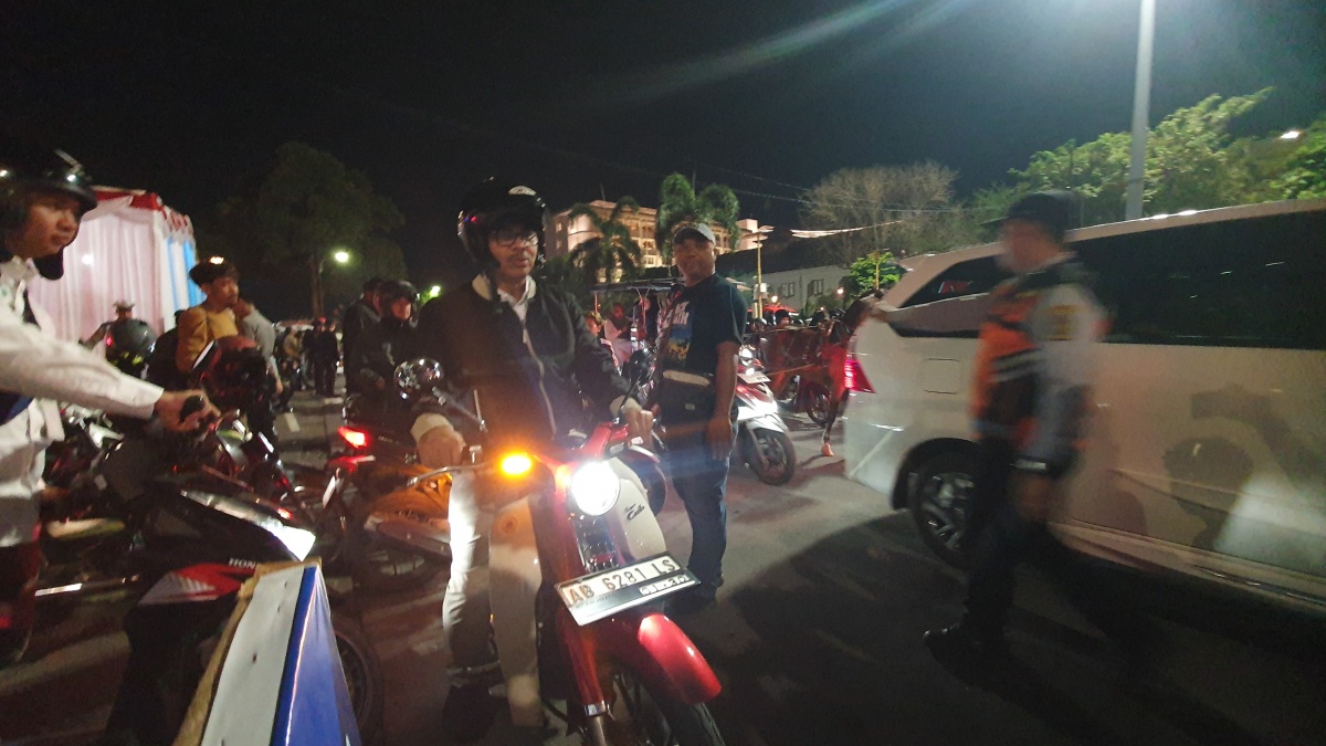Ogah Terjebak Macet, Wali Kota Jogja Pilih Naik Motor Pantau Keramaian Malam Tahun Baru