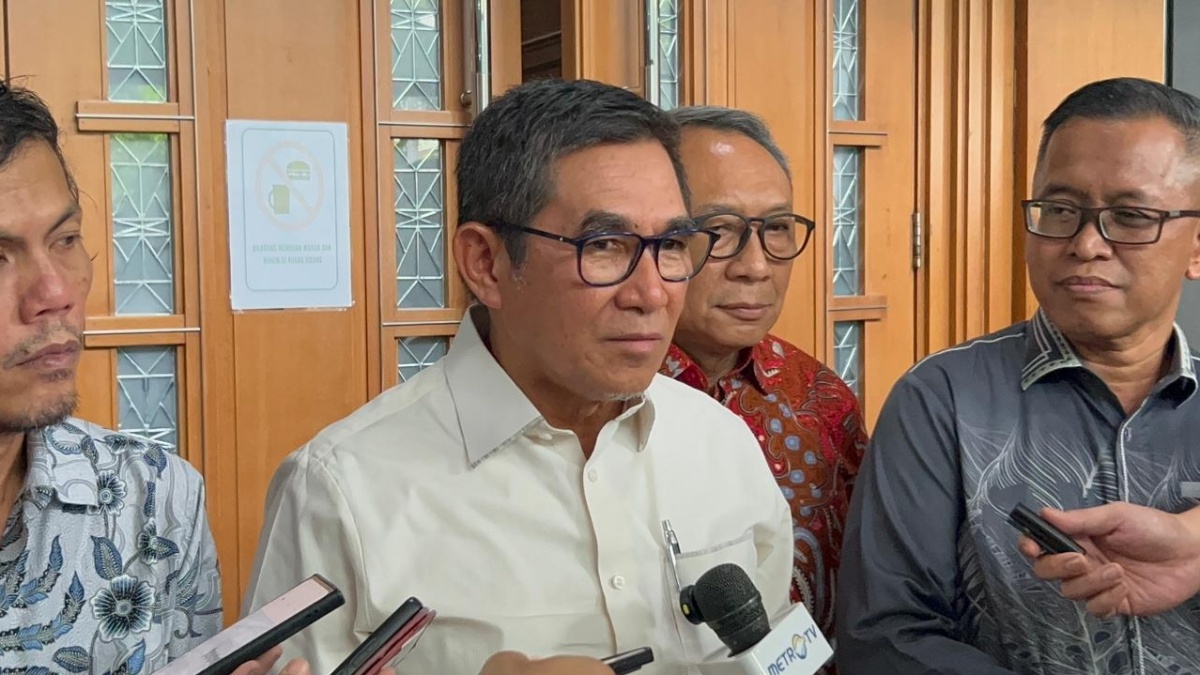 Sidang hingga Jam 4 Subuh, Pengacara Kerry Riza Ingatkan Penegakan Hukum Jangan Kejar Tayang
