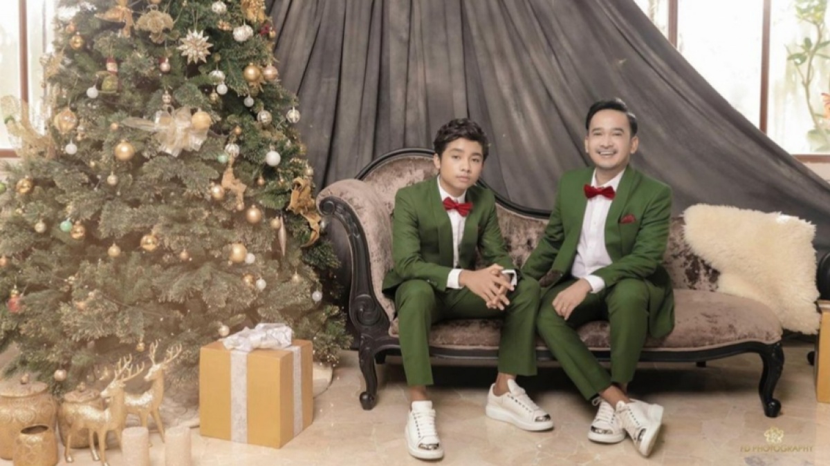 Pilih Rayakan Natal Bareng Ruben Onsu, Betrand Peto Jaga Jarak dengan Pacar Sarwendah?