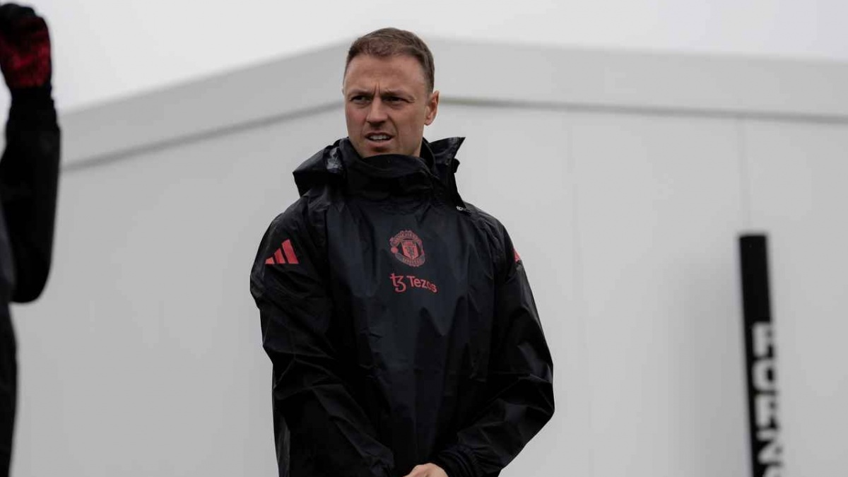 Jonny Evans Jadi Asisten Pelatih Darren Fletcher di Manchester United