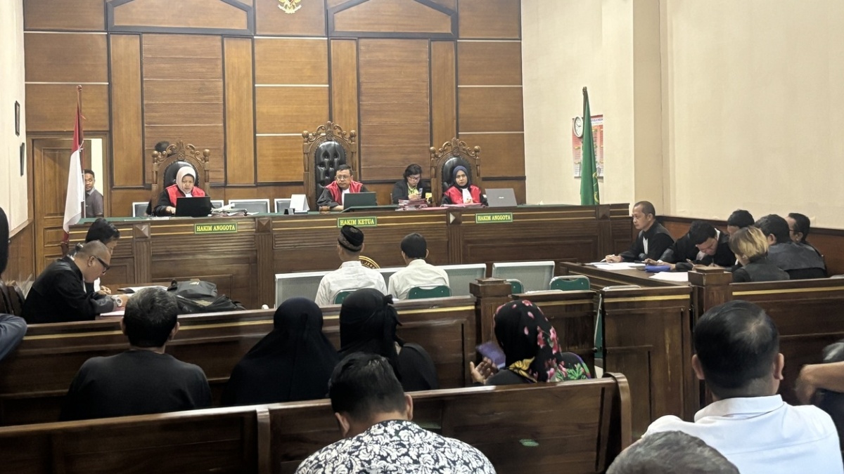 Kuasa Hukum Sebut Dakwaan Lempar Batu Tak Terbukti, Jaksa Tetap Tuntut 60 Terdakwa