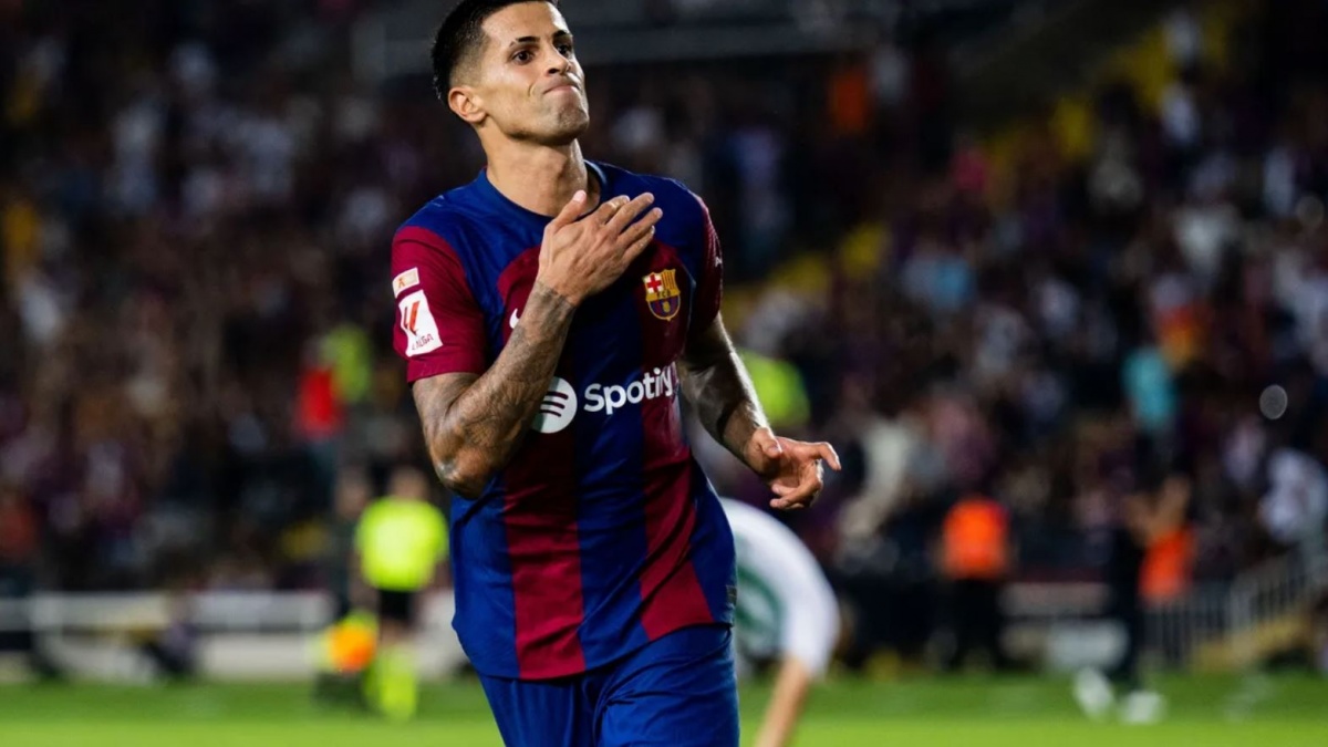 Inter Milan Gigit Jari, Deco Pastikan Joao Cancelo Segera Kembali ke Barcelona