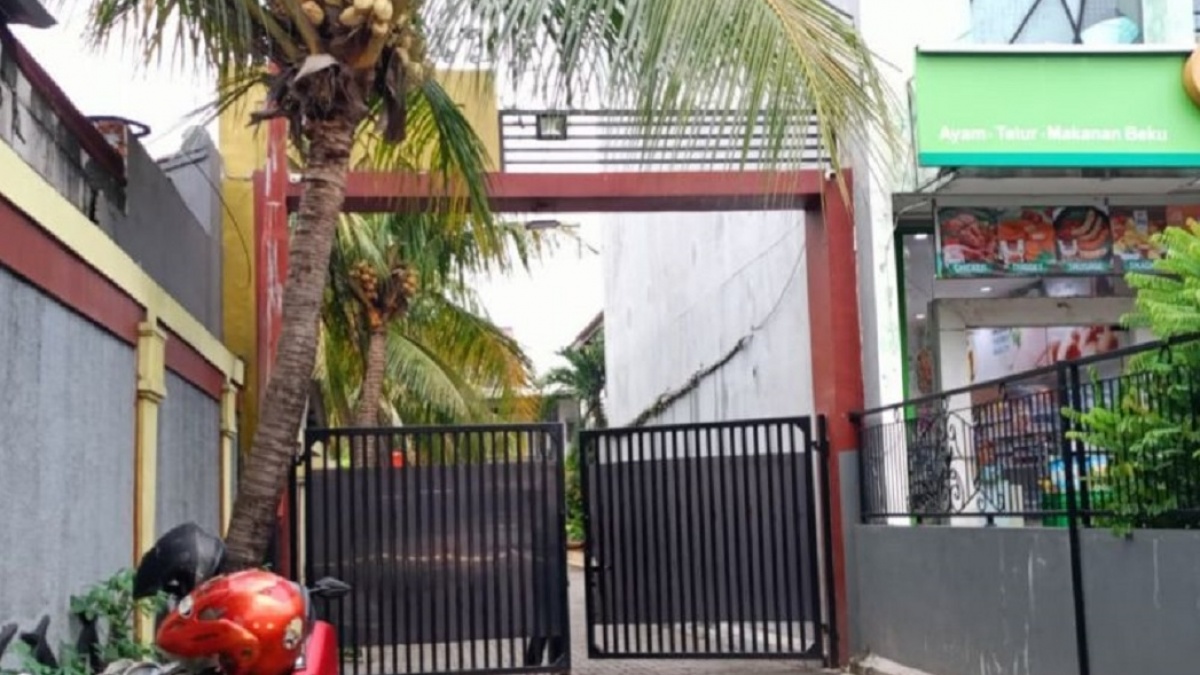 Rumah Yaqut 'Dikepung' Aparat, Tamu Diperiksa Ketat Usai Jadi Tersangka Korupsi Haji