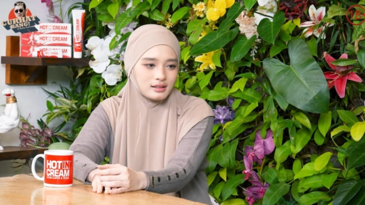 Inara Rusli Menyesal Pernah Bilang, Tak Ada Perempuan Baik-Baik yang Mau Sama Suami Orang