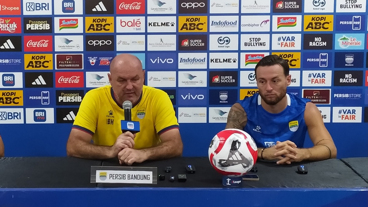 Hadapi Persija, Bojan Nilai Persib Bandung Punya Keuntungan