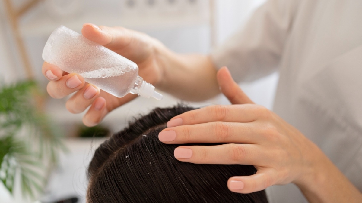 Cara Pakai Sariayu Hair Tonic Mayang Sari Merang untuk Atasi Ketombe dan Bantu Suburkan Rambut