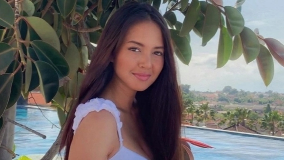 Aurelie Moeremans Ngaku Terus Diganggu Pelaku Grooming Setelah Rilis Buku Broken Strings