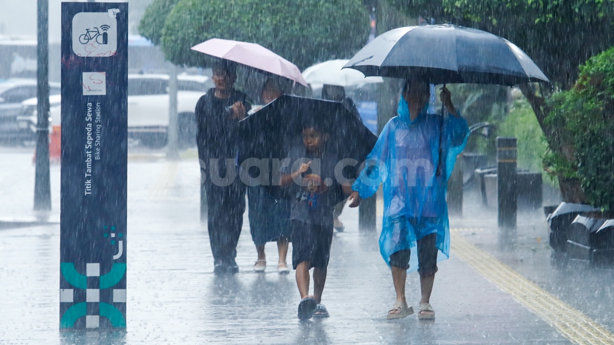 BMKG Tetapkan Status Siaga Cuaca Ekstrem di Jabodetabek hingga 21 Februari