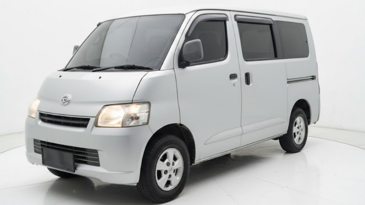 Peta Mobil Terlaris Terbaru Agustus 2026: Tahta Zenix Digusur, Daihatsu Gran Max Puncak