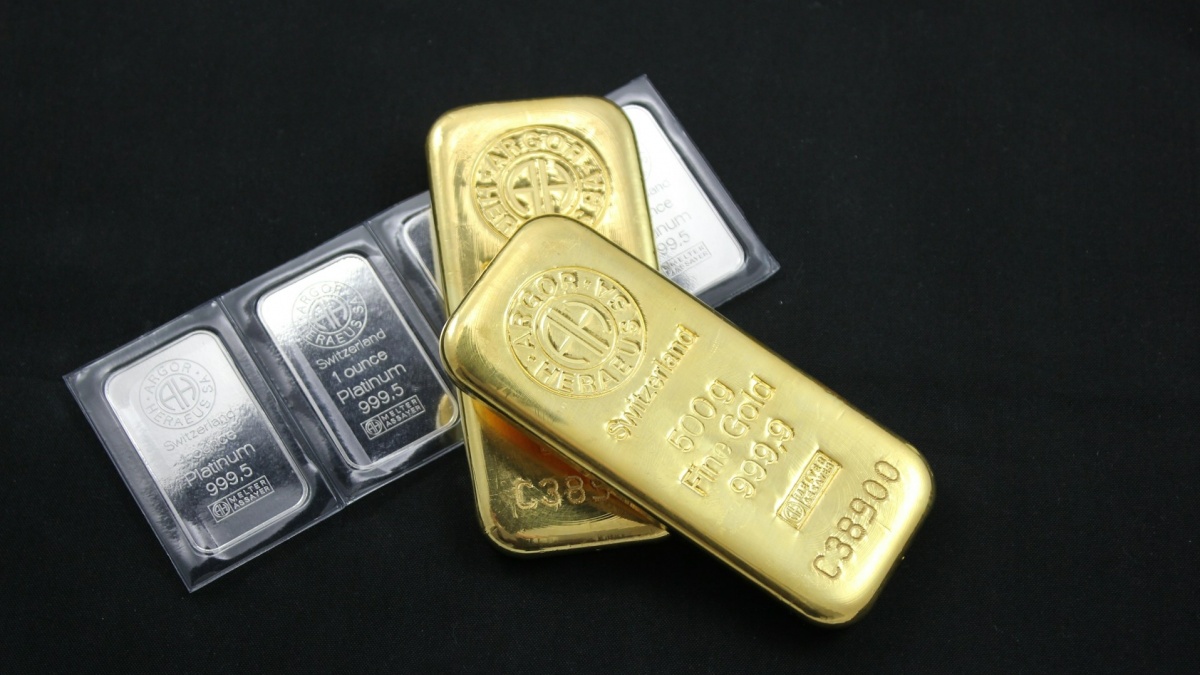 Harga Emas dan Perak Menguat, Sinyal Penguatan Jangka Panjang?