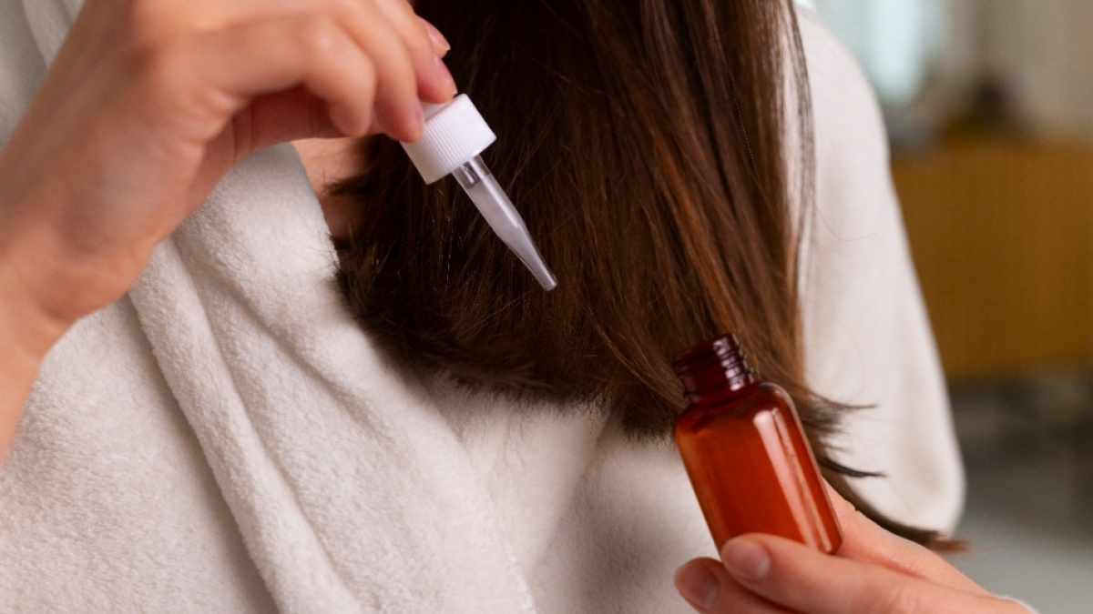 5 Rekomendasi Hair Tonic Penumbuh Rambut agar Tetap Tebal dan Bervolume