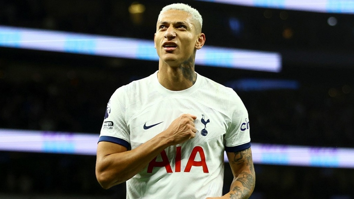 Cedera Hamstring, Penyerang Tottenham Richarlison Menepi 7 Pekan