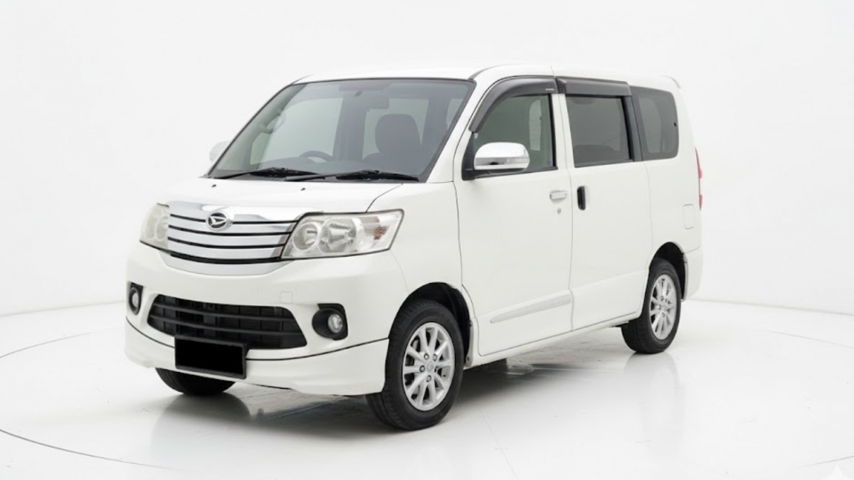 3 Pilihan Harga Daihatsu Luxio Bekas: MPV 'Boxy' Pintu Geser Mulai Rp100 Jutaan, Luas dan Bandel