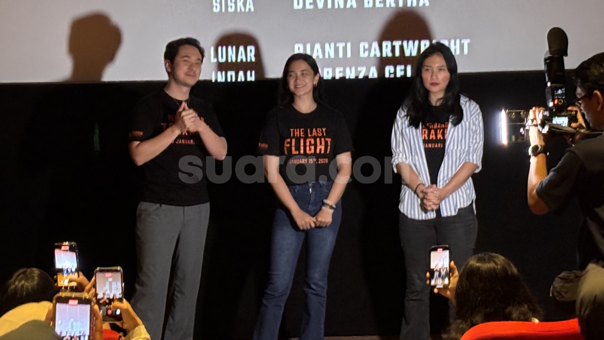 Jerome Kurnia Sukses Bikin Penonton Naik Darah Lewat Peran Pilot Toxic di Film Penerbangan Terakhir