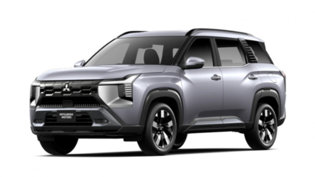 Mobil 7 Seater dengan Harga Mirip Mitsubishi Destinator, Mana yang Paling Bertenaga?