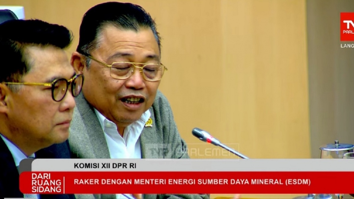 Jakarta Dikepung Banjir, Anggota DPR Curhat Mati Listrik: Pak Bahlil, Tolong PLN-nya!