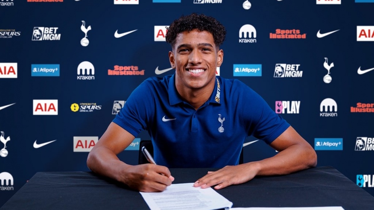 Punya Sejarah di Indonesia, Pemain Brasil Ini Resmi Direkrut Tottenham Hotspur