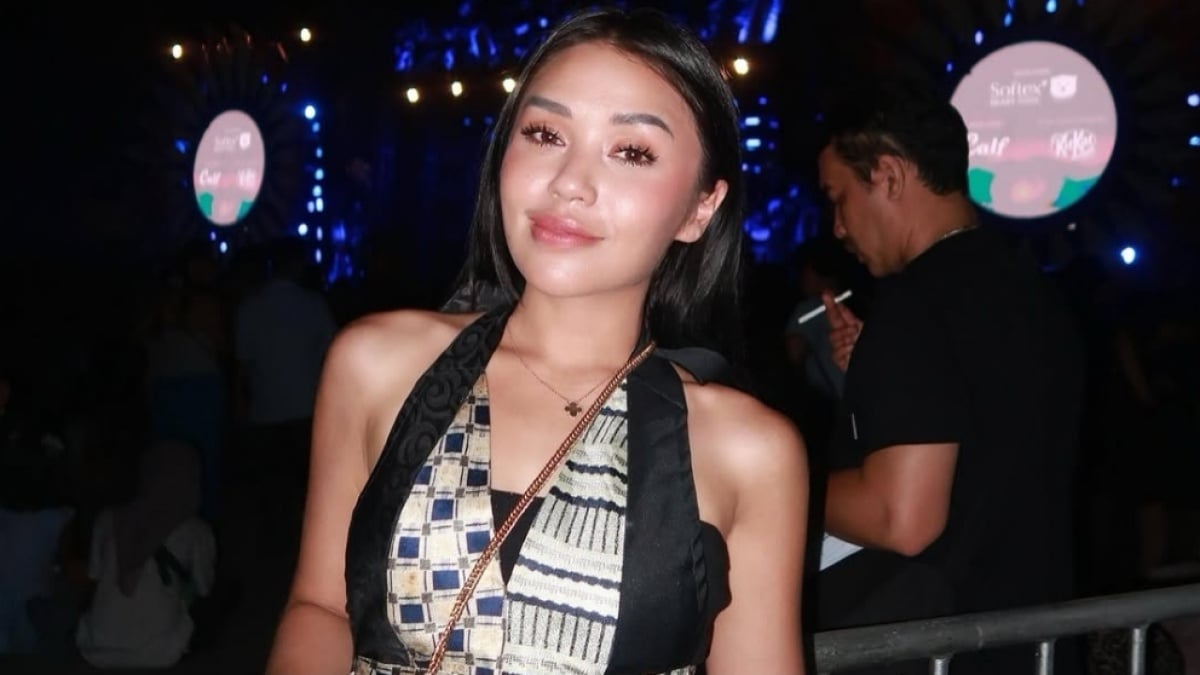 Terpopuler: Riwayat Sakit Lula Lahfah, Fakta Menarik Manusia Silver yang Jadi Model