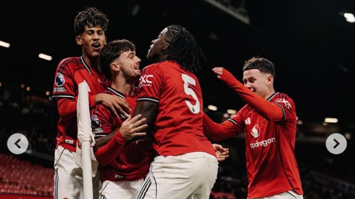 Debut Kai Rooney di Hadapan Michael Carrick, Wayne Rooney Ungkap Rasa Bangga