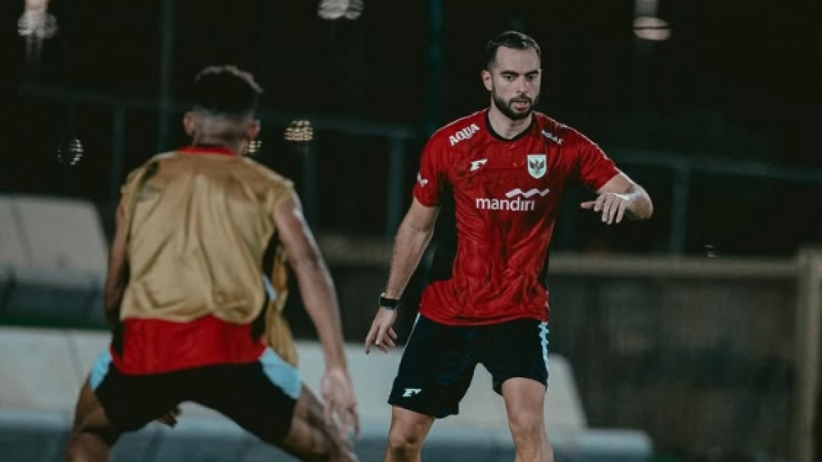 3 Keuntungan Timnas Indonesia Jadikan Jordi Amat Gelandang Bertahan
