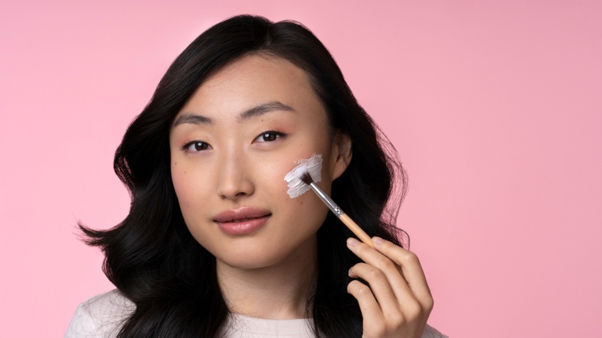 5 Sunscreen Non Comedogenic untuk Flek Hitam Usia 45 Tahun ke Atas