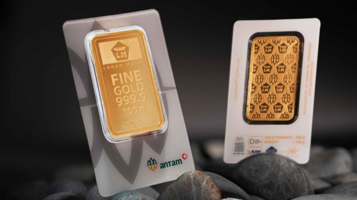 Harga Emas Antam Terus Turun, Buyback Ikut Tertekan