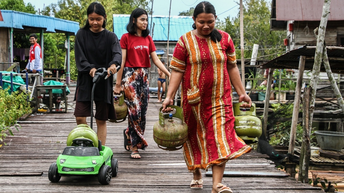 Pengusaha Warteg Khawatir Gas LPG 3Kg Langka